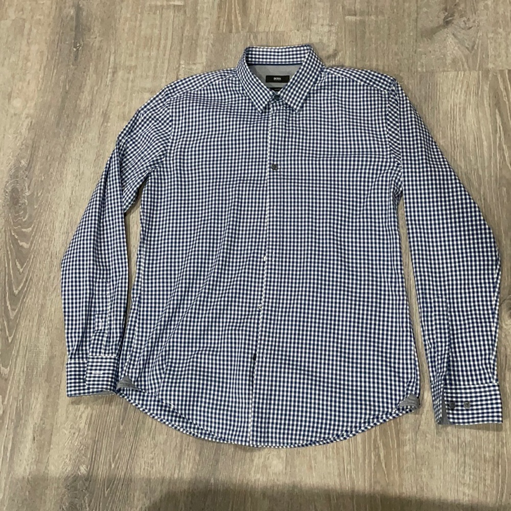 Pre - owned. Hugo boss dress shirt